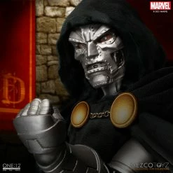 MEZCO ONE-12 COLLECTIVE - DOCTOR DOOM DELUXE EDITION (JUNE 23) FIGURES