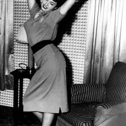 DYNAMITE BETTIE PAGE #4 CVR E PHOTO COMICS